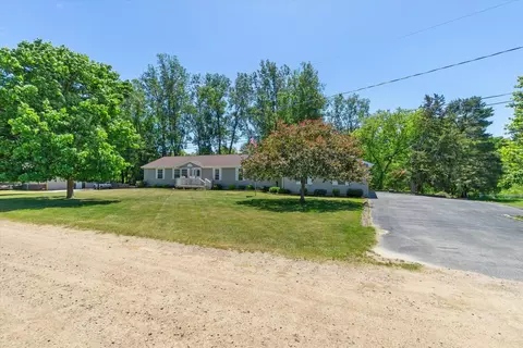 7596 Eldred Rd, Crystal, MI 48818 photo 3