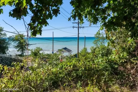 3901 Lake Shore Dr, New Buffalo, MI 49117