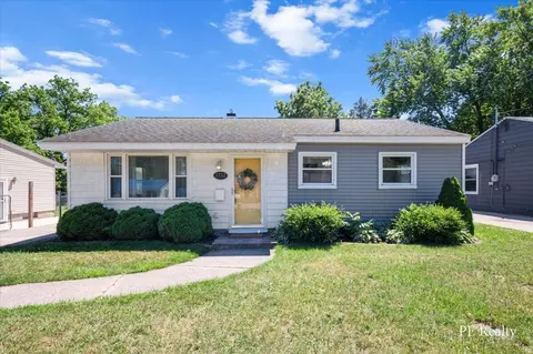 1732 Mason St NE, Grand Rapids, MI 49503