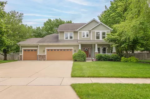 3743 Fox Xing, St. Joseph, MI 49085
