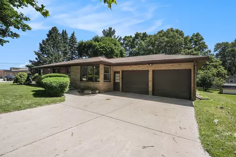 2668 Leffingwell Ave NE, Grand Rapids, MI 49525