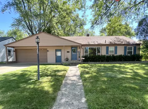 14956 Melrose St, Livonia, MI 48154