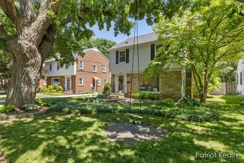 2228 Godwin Ave SE, Grand Rapids, MI 49507