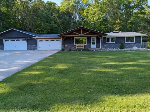 7652 W Stony Lake Rd, New Era, MI 49446