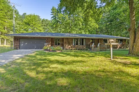 6953 S Elm Ave, Newaygo, MI 49337