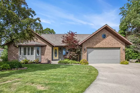 5187 S Oakvale Ct SW, Wyoming, MI 49519