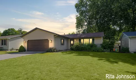 718 Faircrest Ave NW, Grand Rapids, MI 49534