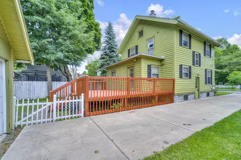 1006 Third St, Jackson, MI 49203 photo 3