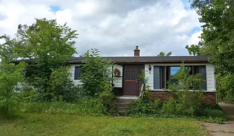 333 Floyd St SW, Grand Rapids, MI 49548