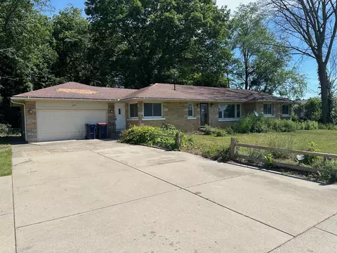 315 W 40th St, Holland, MI 49423