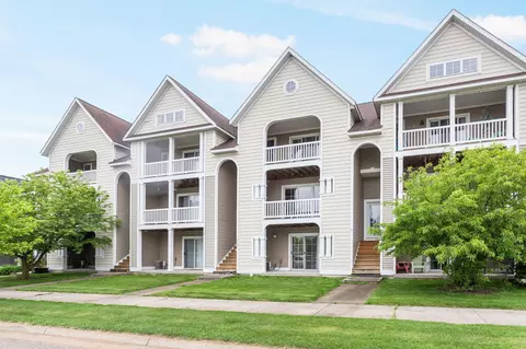 2124 Sherwood Ave, Holland, MI 49423