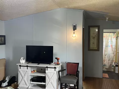 4955 N Grow, Stanton, MI 48888 photo 9