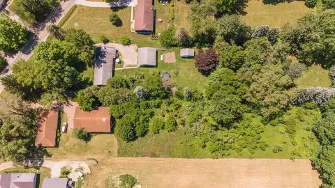 18979 Three Oaks Rd, Three Oaks, MI 49128 photo 5