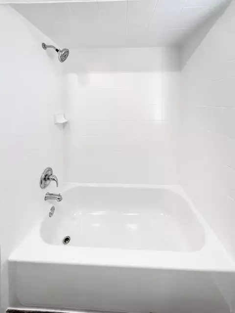 8117 Chapp Ave, Warren, MI 48089 photo 9