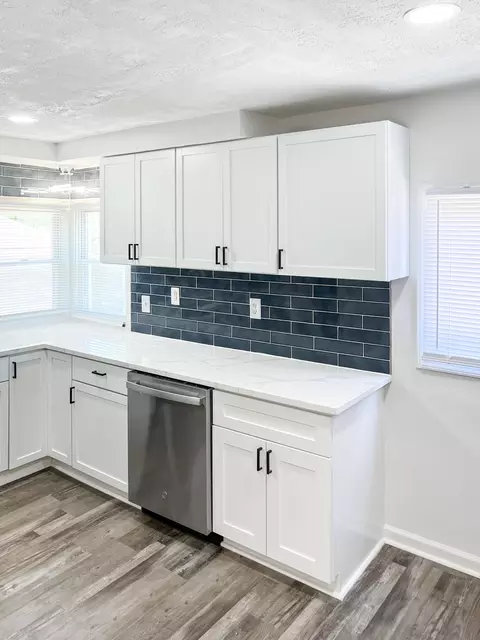 8117 Chapp Ave, Warren, MI 48089 photo 6