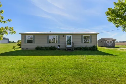 2858 N Marble Rd, Pierson, MI 49339