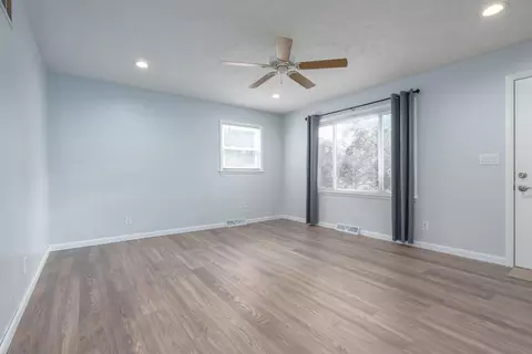411 N 28th St, Springfield, MI 49037 photo 2