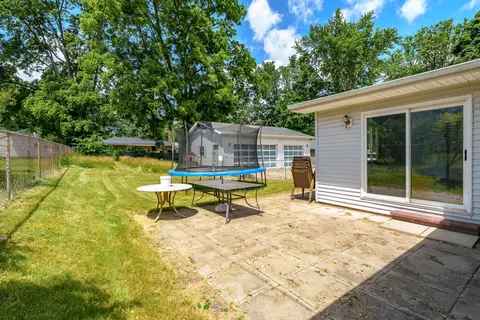 411 N 28th St, Springfield, MI 49037 photo 28