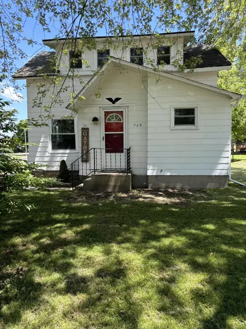 709 Division St, Big Rapids, MI 49307