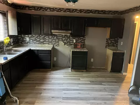 16034 Harrison St, Romulus, MI 48174 photo 5