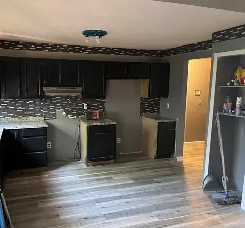 16034 Harrison St, Romulus, MI 48174 photo 6