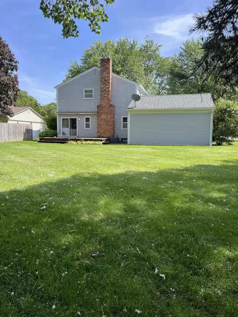 2447 Avery Dr, Troy, MI 48085 photo 4
