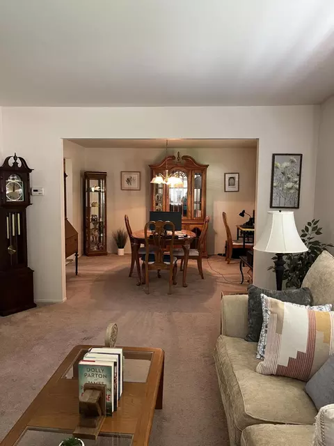 2447 Avery Dr, Troy, MI 48085 photo 9