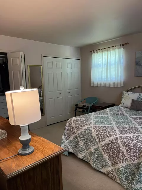 2447 Avery Dr, Troy, MI 48085 photo 19