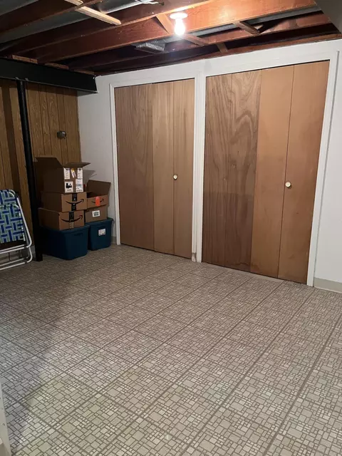2447 Avery Dr, Troy, MI 48085 photo 27