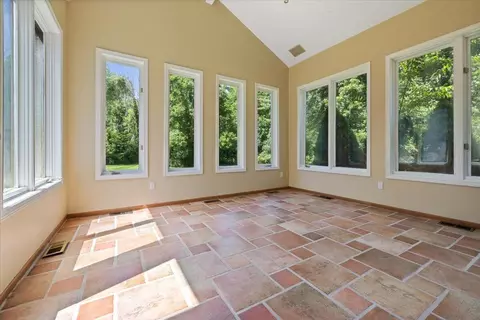 2880 W Maple Rd, Wixom, MI 48393 photo 16