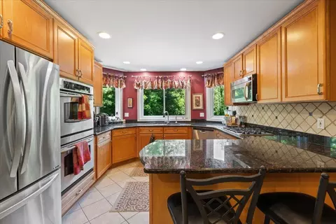 2880 W Maple Rd, Wixom, MI 48393 photo 17