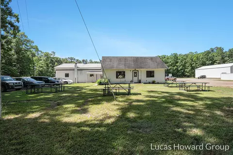 Exterior - 641 52nd St, Pullman, MI 49450 photo 6 of 29
