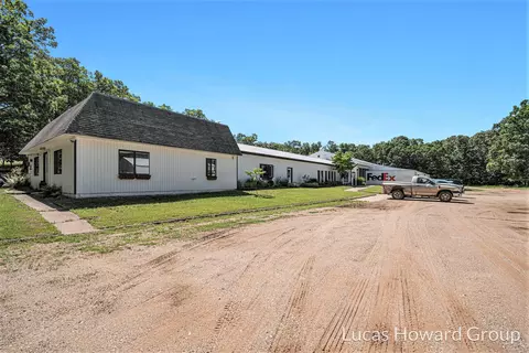 Exterior - 641 52nd St, Pullman, MI 49450 photo 5 of 29