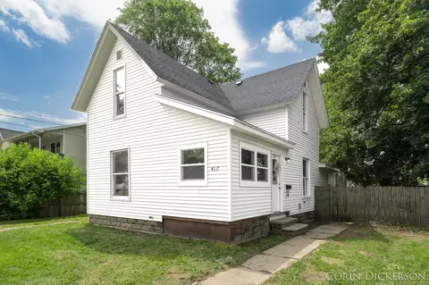 417 S Broas St, Belding, MI 48809