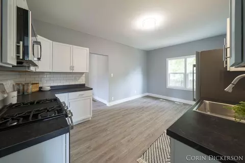 417 S Broas St, Belding, MI 48809 photo 24