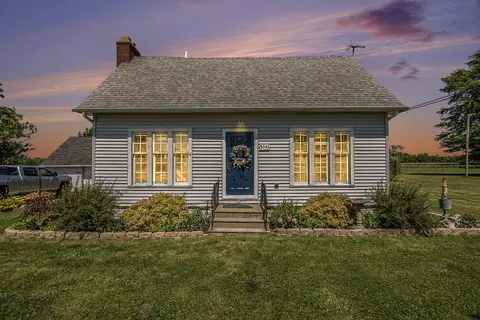 5541 S Niles Rd, St. Joseph, MI 49085