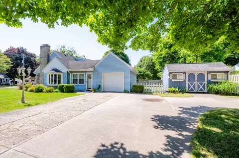 16 N 15th St, Niles, MI 49120