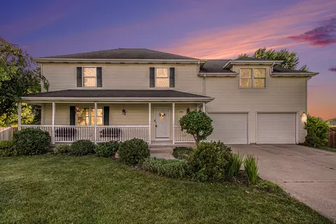 7024 Rose Ln, Berrien Springs, MI 49103