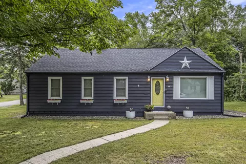 203 Parker Ave, Kalamazoo, MI 49001