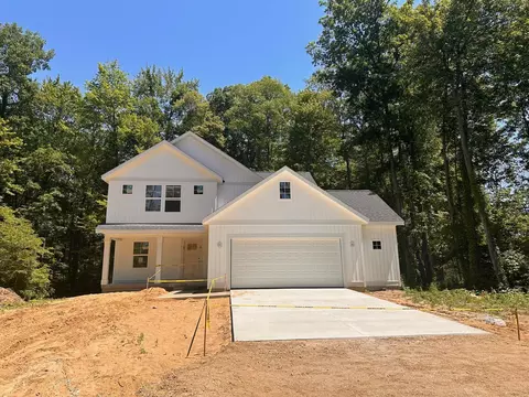 14040 Annissa Ln, Grand Haven, MI 49417