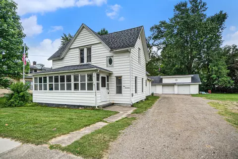 117 N Center St, Bangor, MI 49013