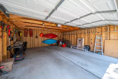 623 E Maxlow Ave, Hazel Park, MI 48030 photo 23