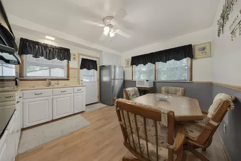 623 E Maxlow Ave, Hazel Park, MI 48030 photo 5