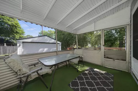 623 E Maxlow Ave, Hazel Park, MI 48030 photo 7