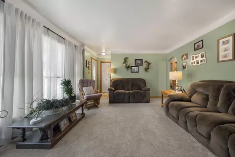 623 E Maxlow Ave, Hazel Park, MI 48030 photo 4