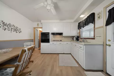 623 E Maxlow Ave, Hazel Park, MI 48030 photo 6