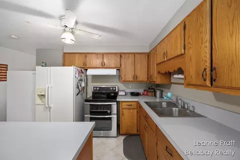 322 10th Ave, Three Rivers, MI 49093 photo 6