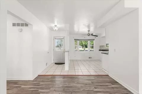 3101 Curtis Dr, Flint, MI 48507 photo 9