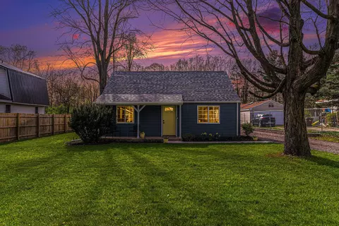 144 Hackett St, Jackson, MI 49202 photo 31