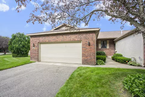 7070 Springtree Ln SW, Grand Rapids, MI 49548